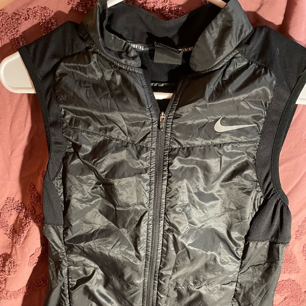 Black Nike running vest size small